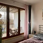 Apartmán 47m2 Olympic, Blisko Plazy, Garaz