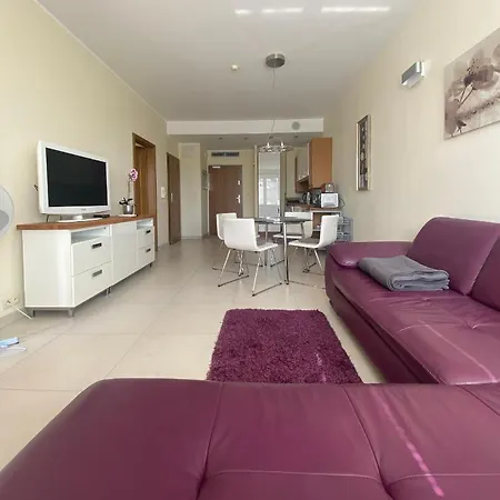Apartment Olimpic Park 150m Od Plazy Garaz Kolobrzeg