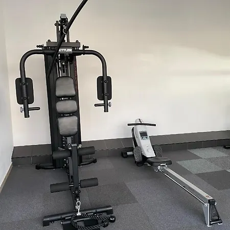 Olimpic Park 150m Od Plazy Garaz Appartamento *